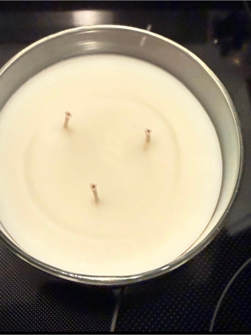 Bath & Body Works Peppermint Marshmallow Candle - Pink & Red - Picture 4 of 4